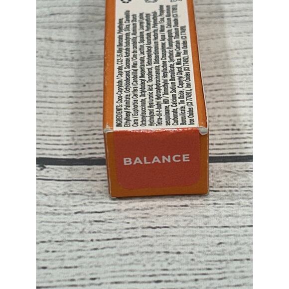 Live Tinted Huestick Balance Eye, Cheek, Lip Clean & Vegan Stick 3g / 0.1 oz - Picture 3 of 5